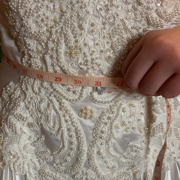 EUC sz L Vintage ivory satin wedding gown - Host Pick - Picture 11 of 13